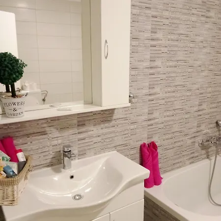 شقة Apartmaji Borstner